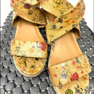 Patricia Nash Rubin Floral Wedge Sandal